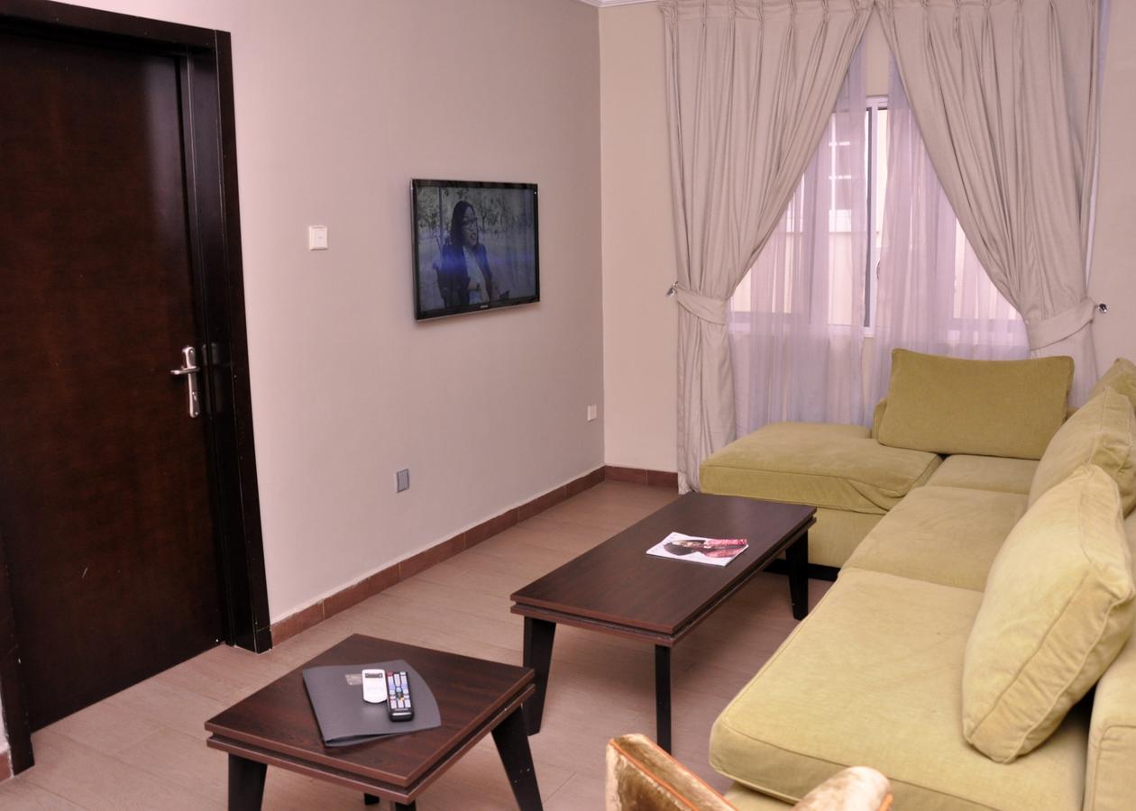 Tudor House Hotel Лаґос Екстер'єр фото